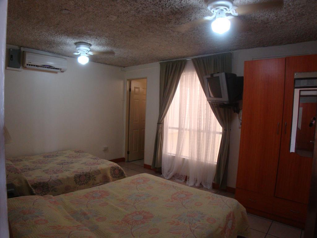 Hotel La Guaria Inn&Suites Alajuela Extérieur photo
